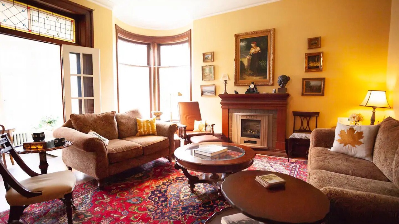 Photo of Livingroom in Owen Sound