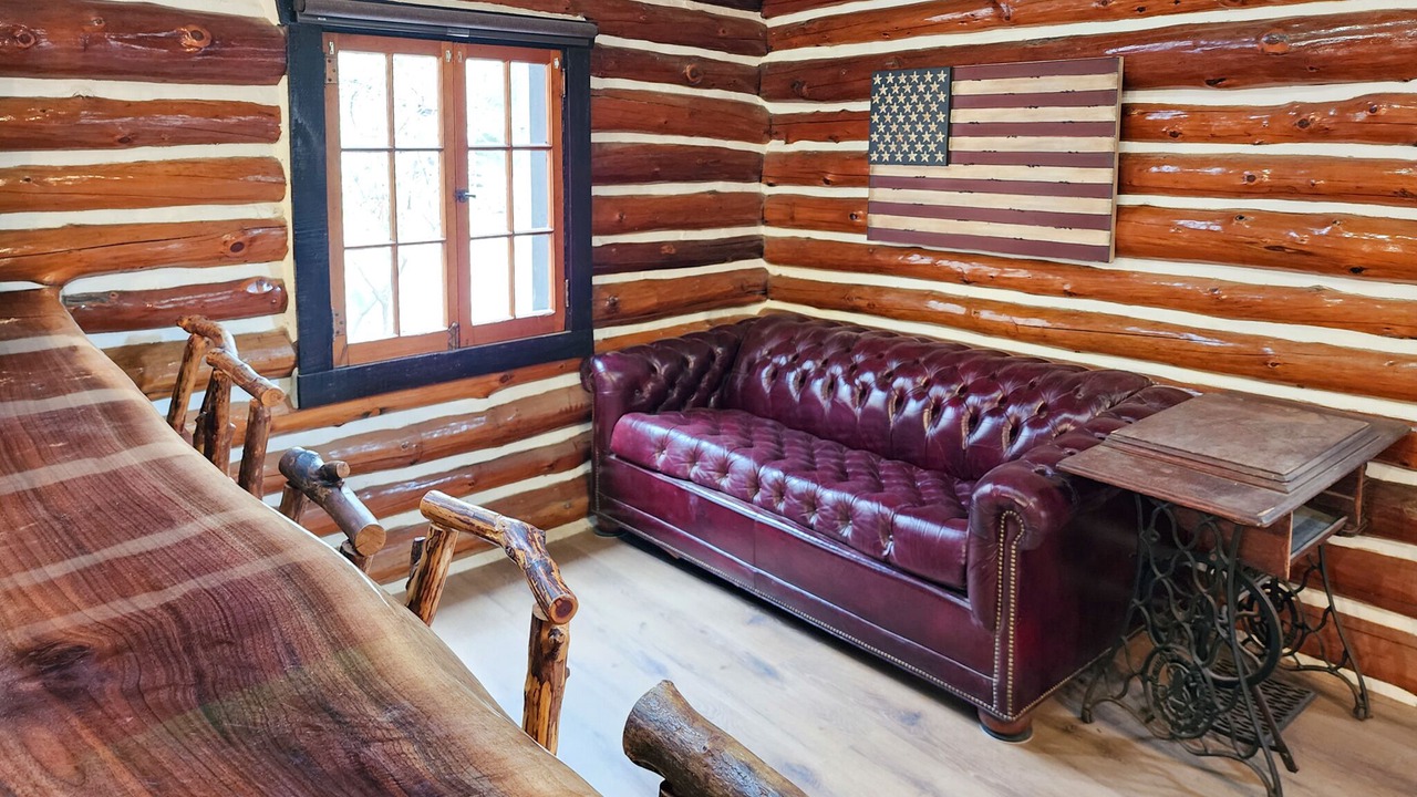 Photo of Livingroom in East Stroudsburg