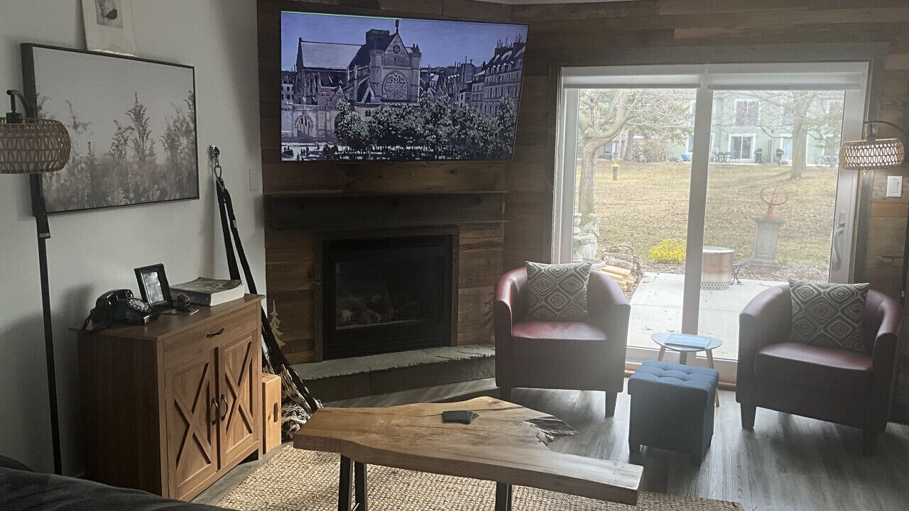 Photo of Livingroom in Collingwood