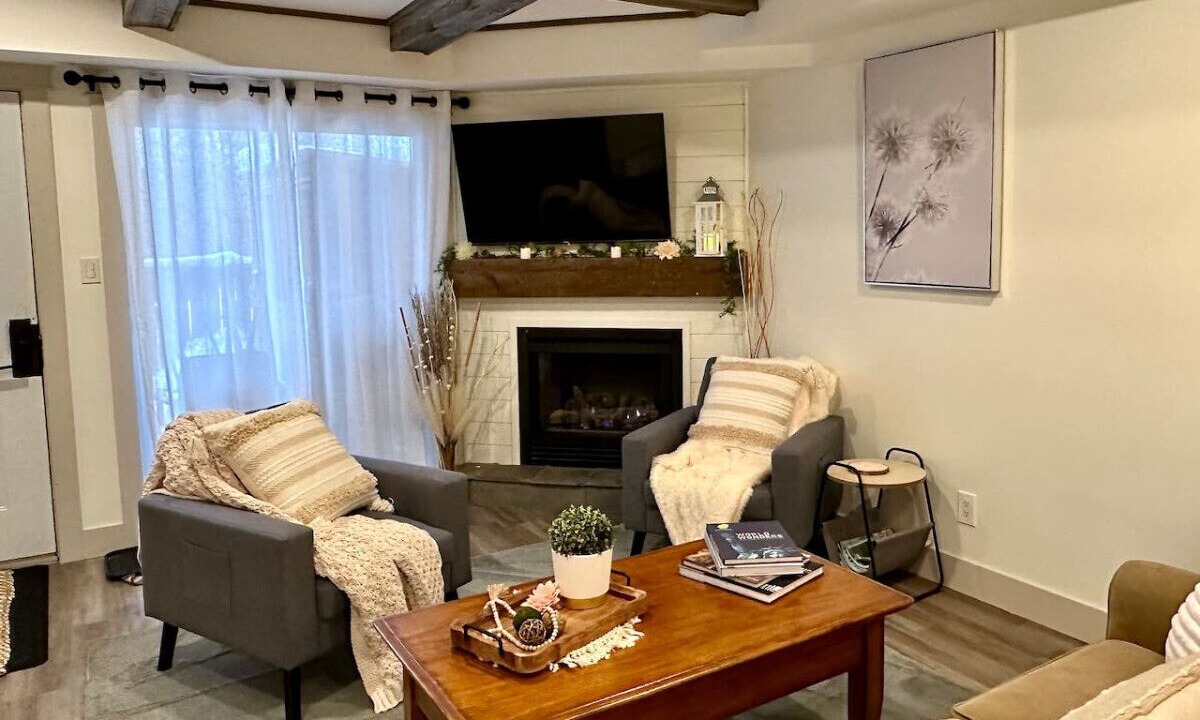 Photo of Livingroom in Collingwood