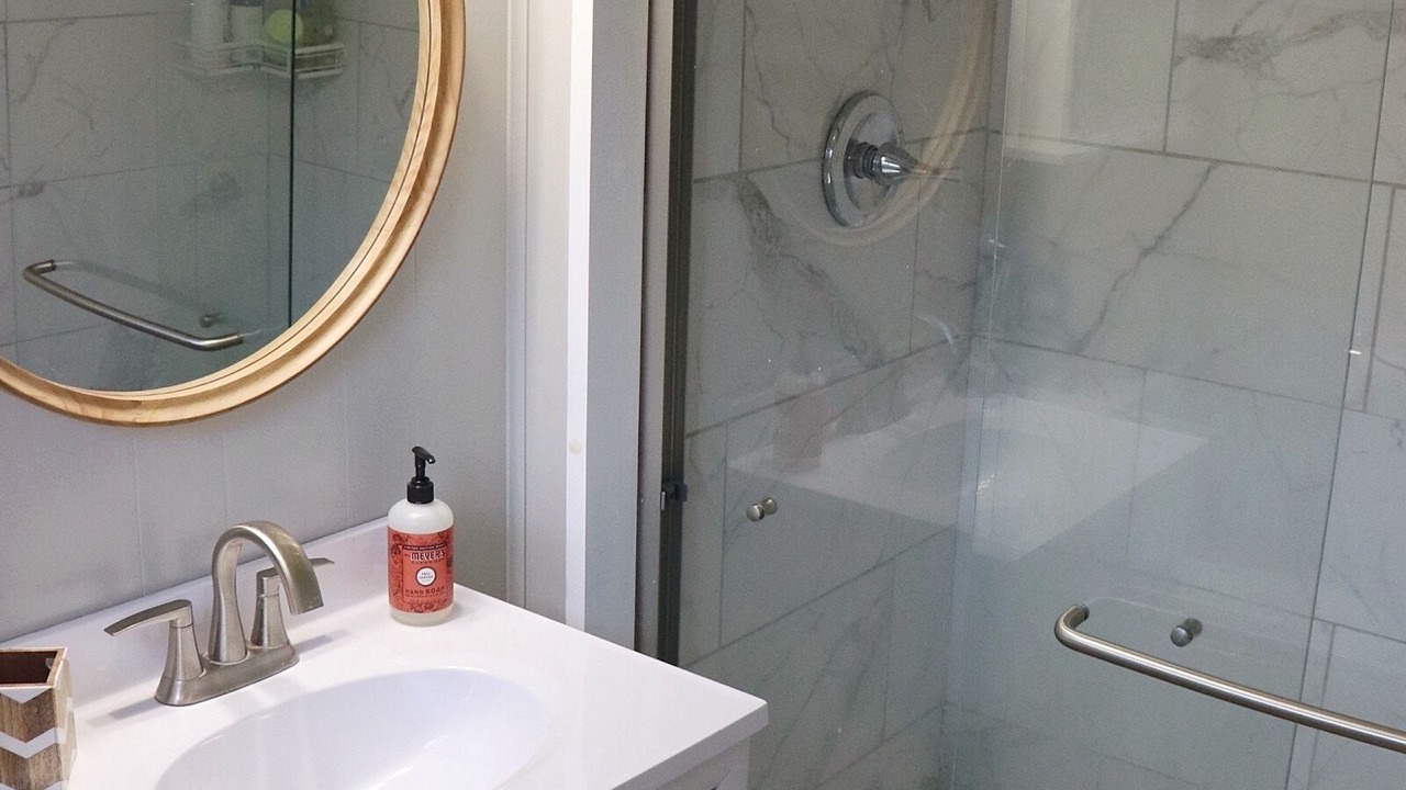 Photo of Bathroom in Colington