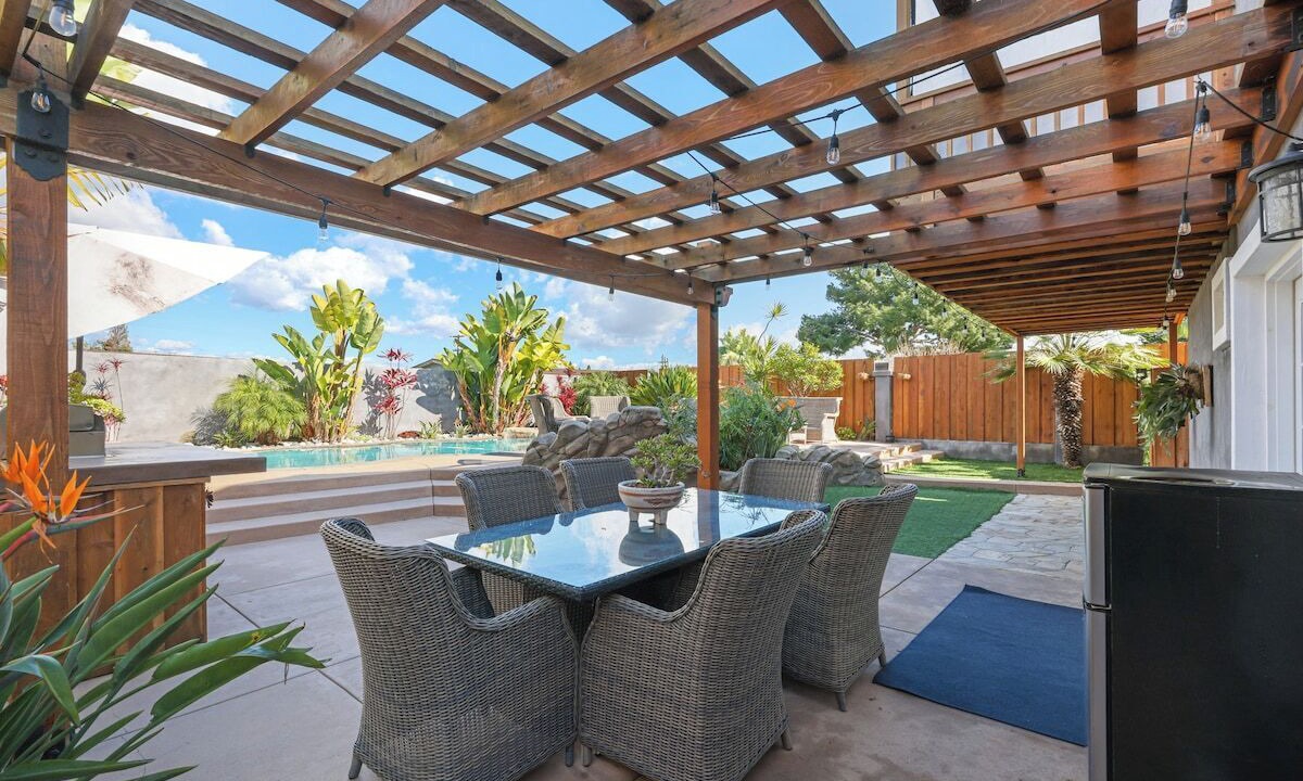 Photo of Outdoor in Paradise Hills