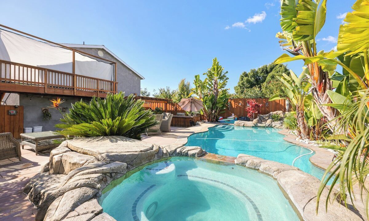 Photo of Outdoor in Paradise Hills