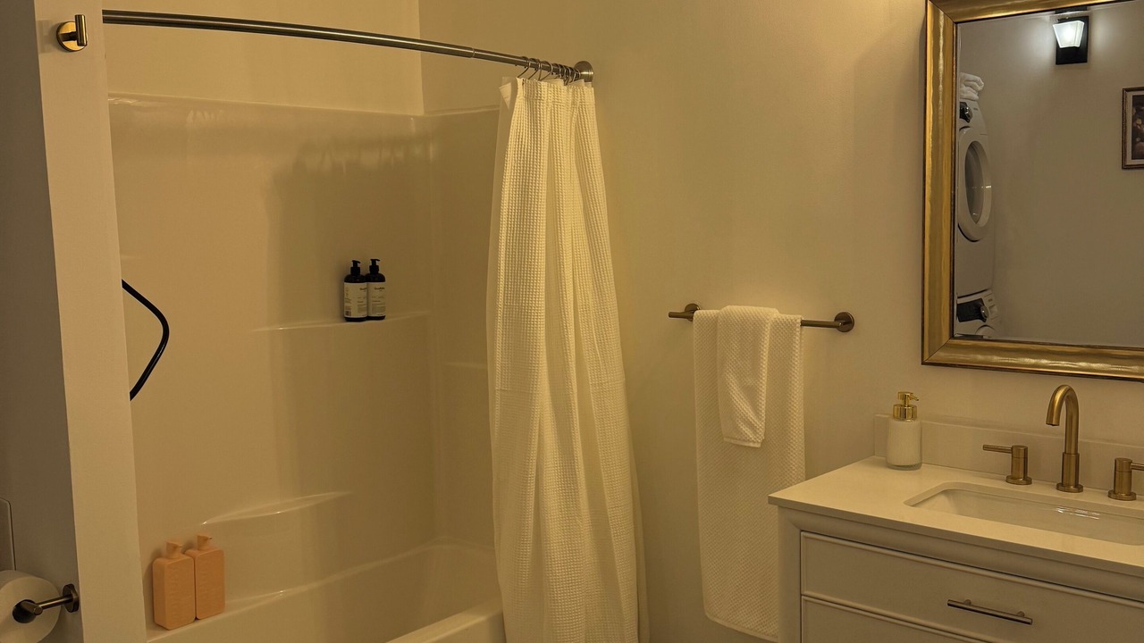 Photo of Bathroom in Utica