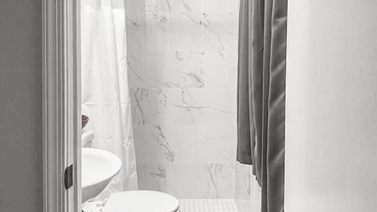 Photo of Bathroom in Fairland