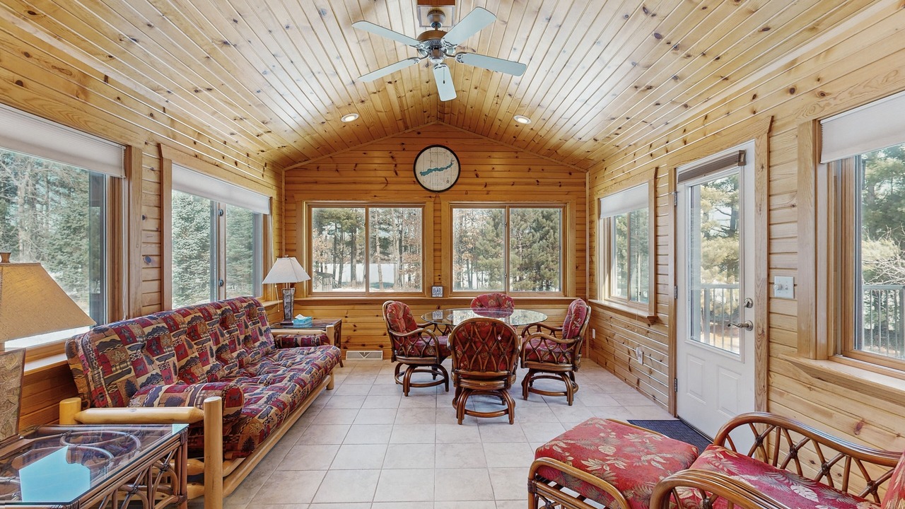 Photo of Livingroom in Friendship