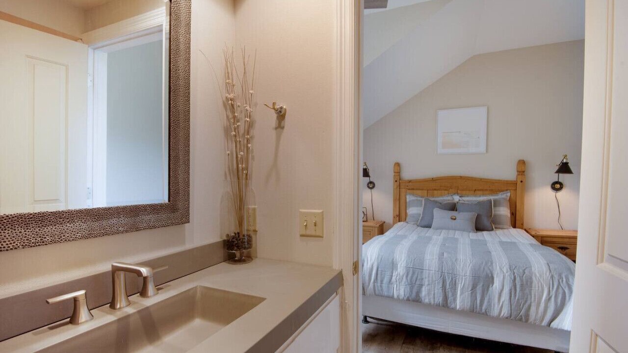 Photo of Bathroom in Zenda