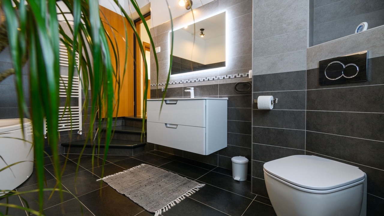 Photo of Bathroom in Rogocana