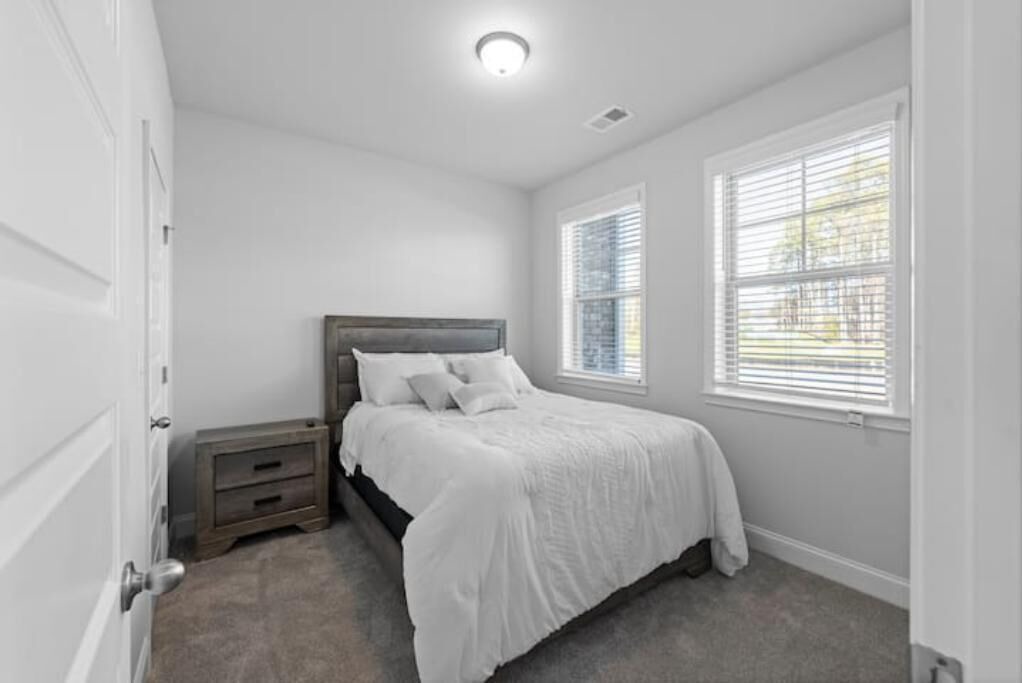 Photo of Bedroom in Lawrenceville
