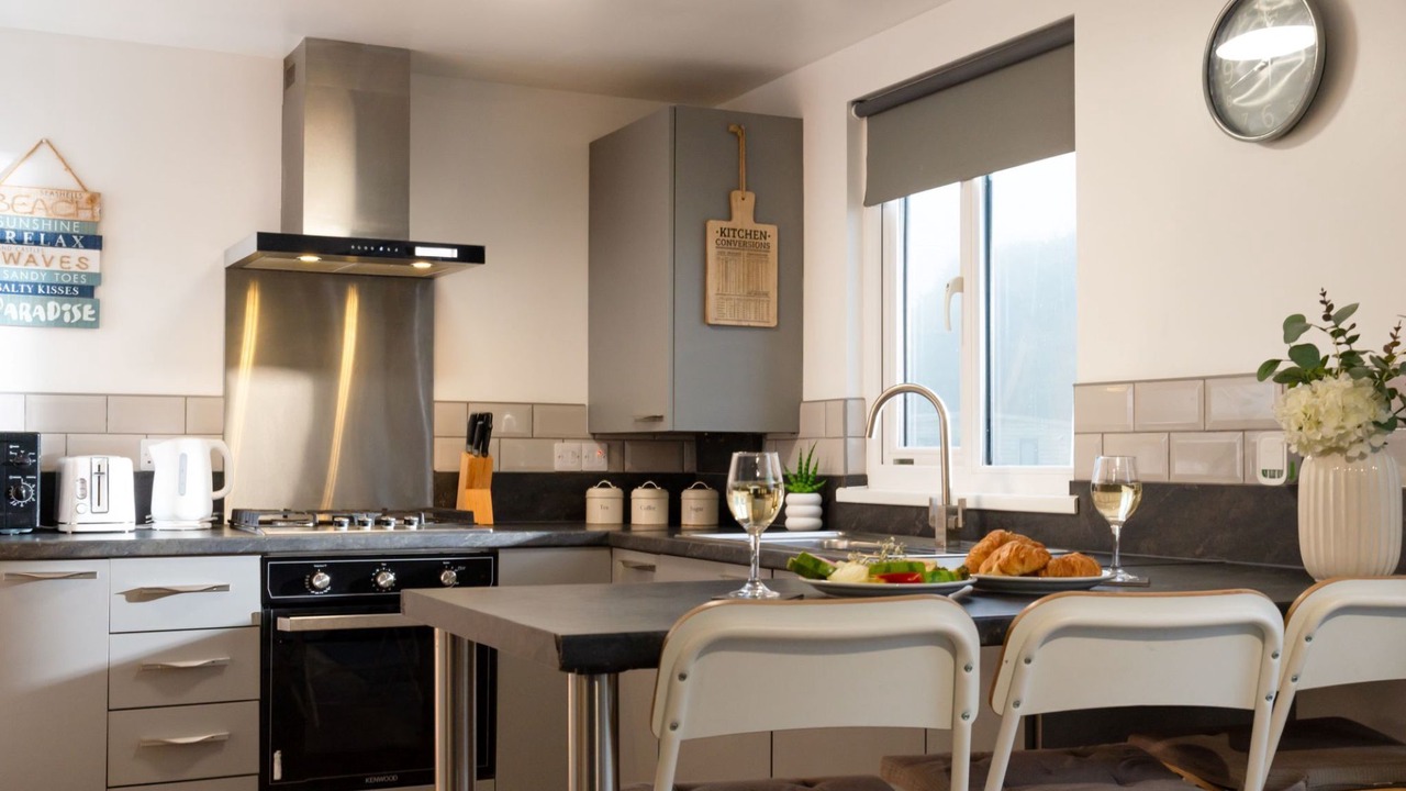 Photo of Bedroom in Helford Passage