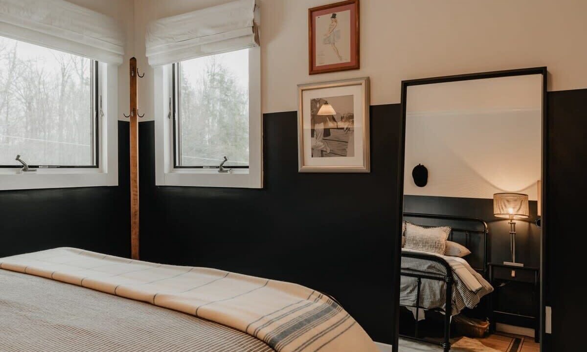 Photo of Bedroom in Town of Delaware