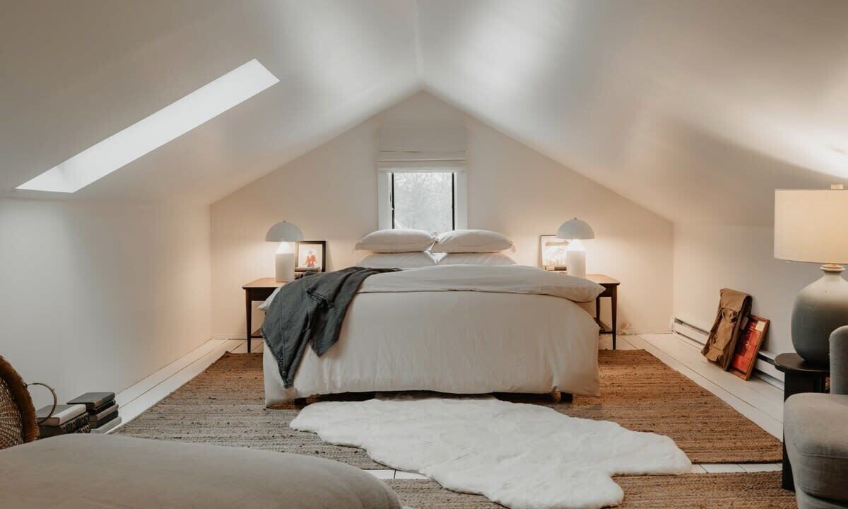 Photo of Bedroom in Town of Delaware