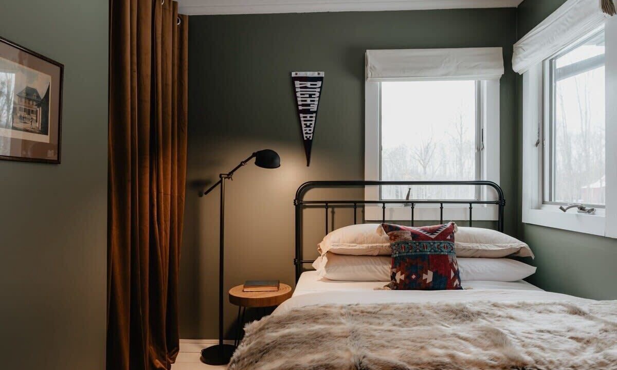 Photo of Bedroom in Town of Delaware