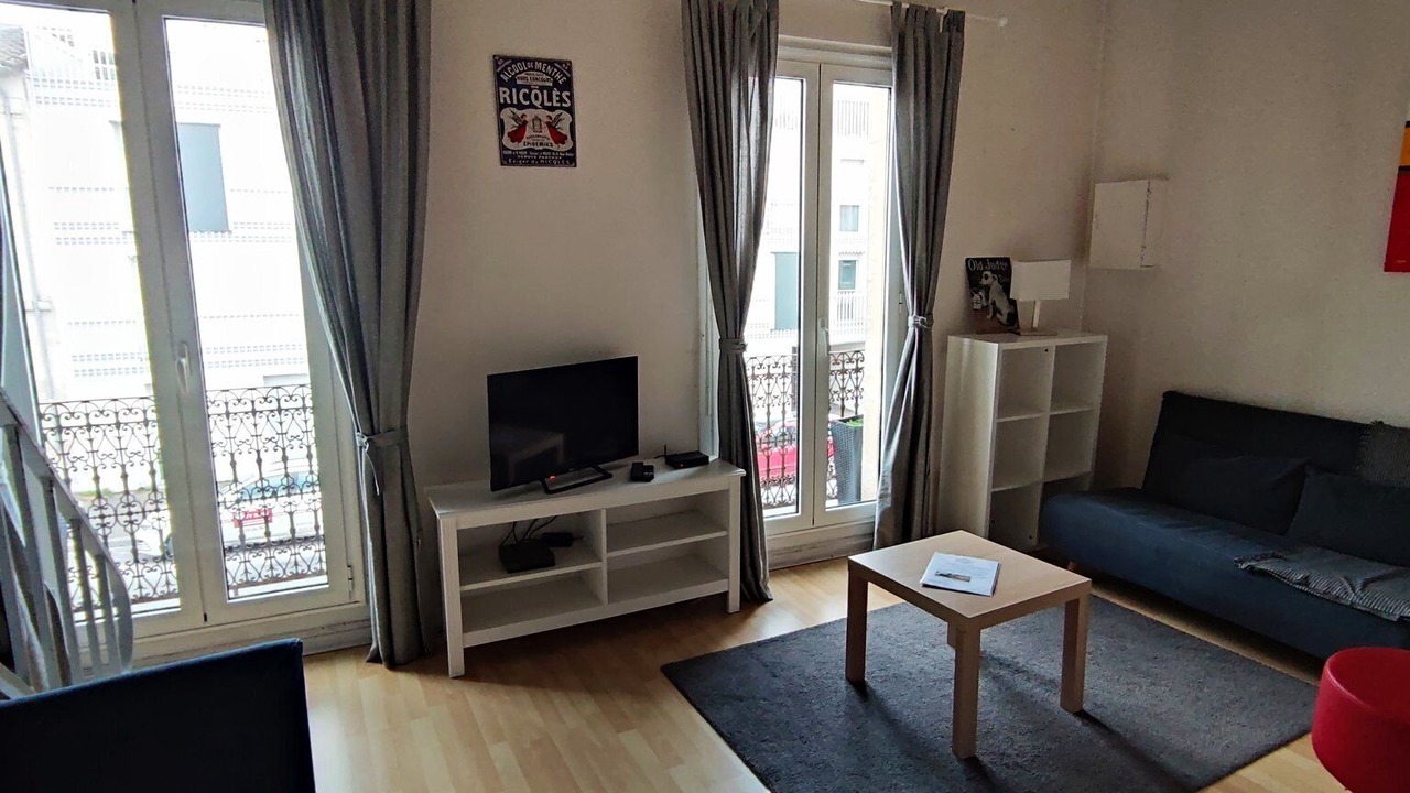 Photo of Livingroom in Begles