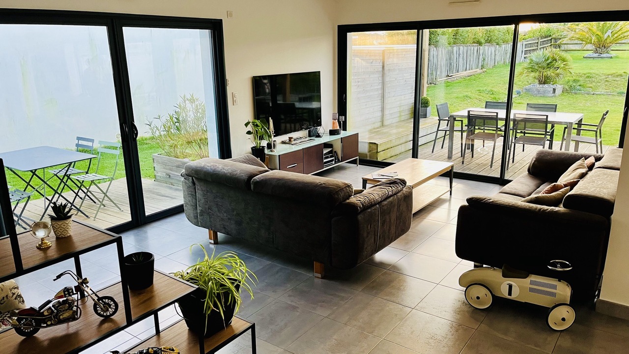 Photo of Livingroom in Saint-Andre-des-Eaux