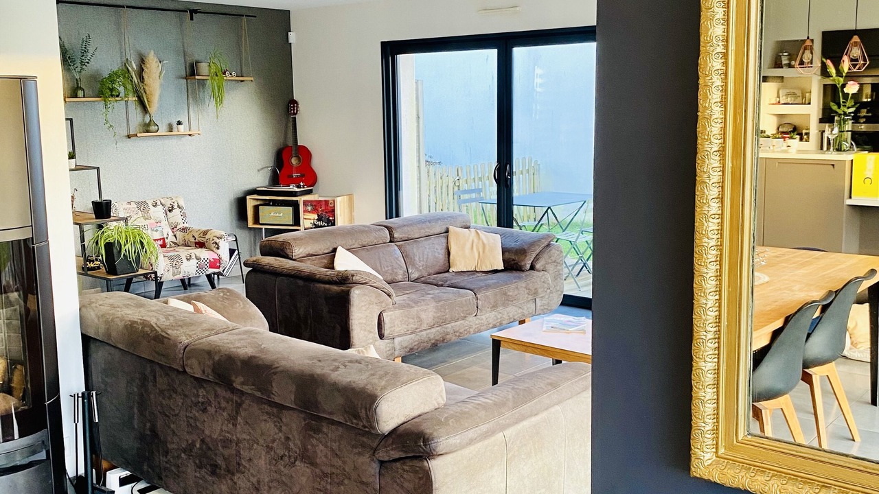 Photo of Livingroom in Saint-Andre-des-Eaux