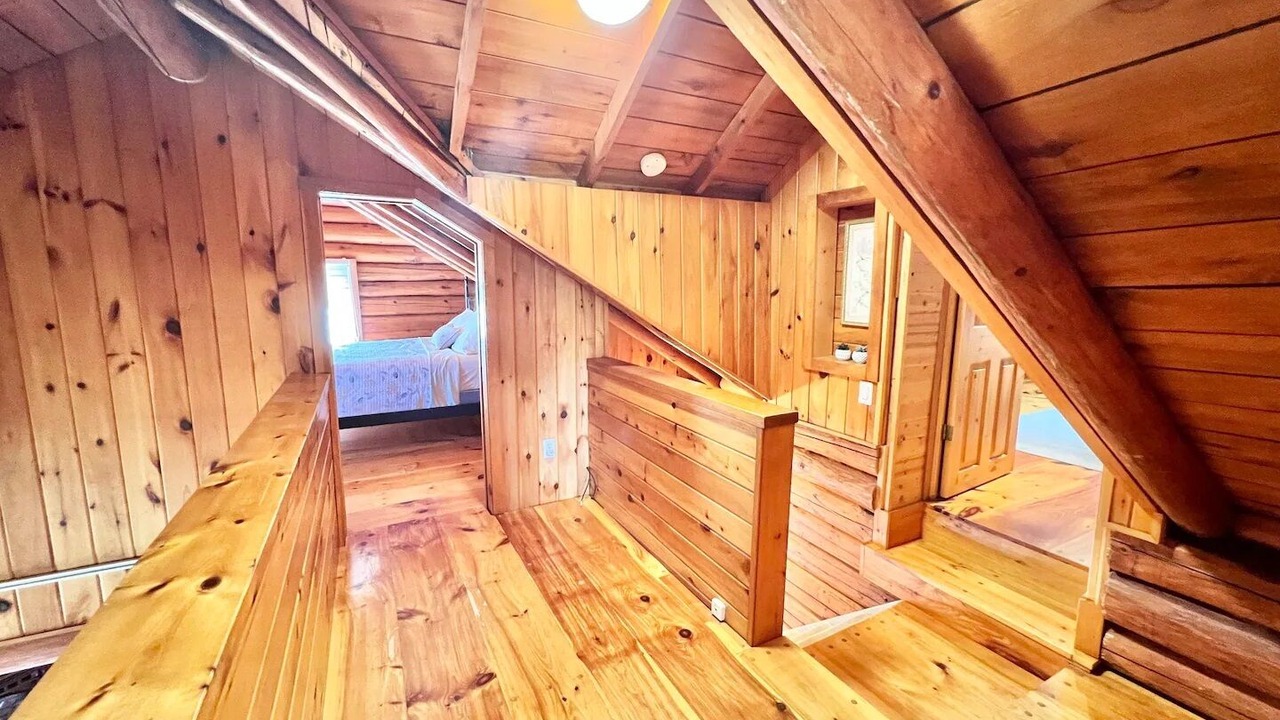 Photo of Bedroom in Parry Sound