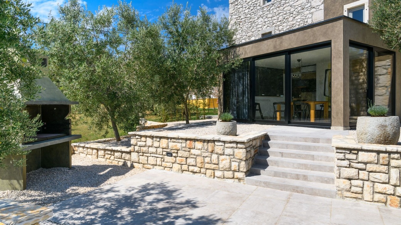 Photo of Patio Balcony in Ripenda Kosi