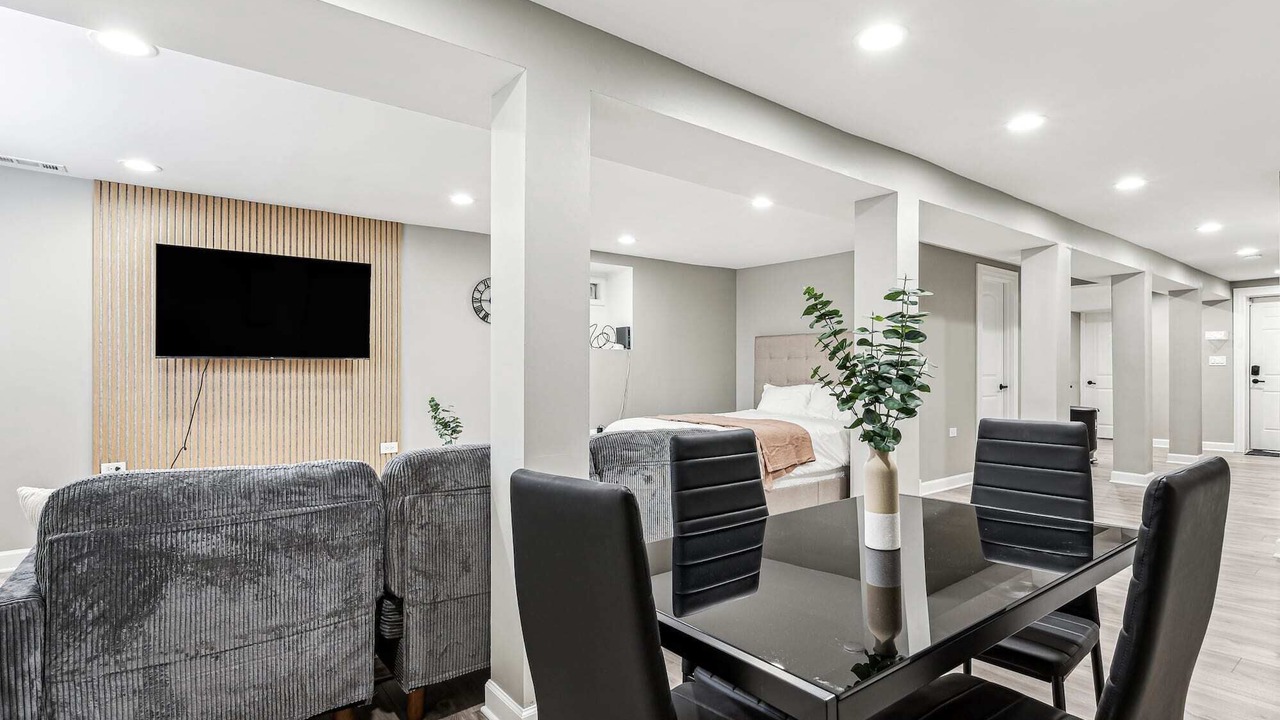 Photo of Bedroom in Lincoln Park