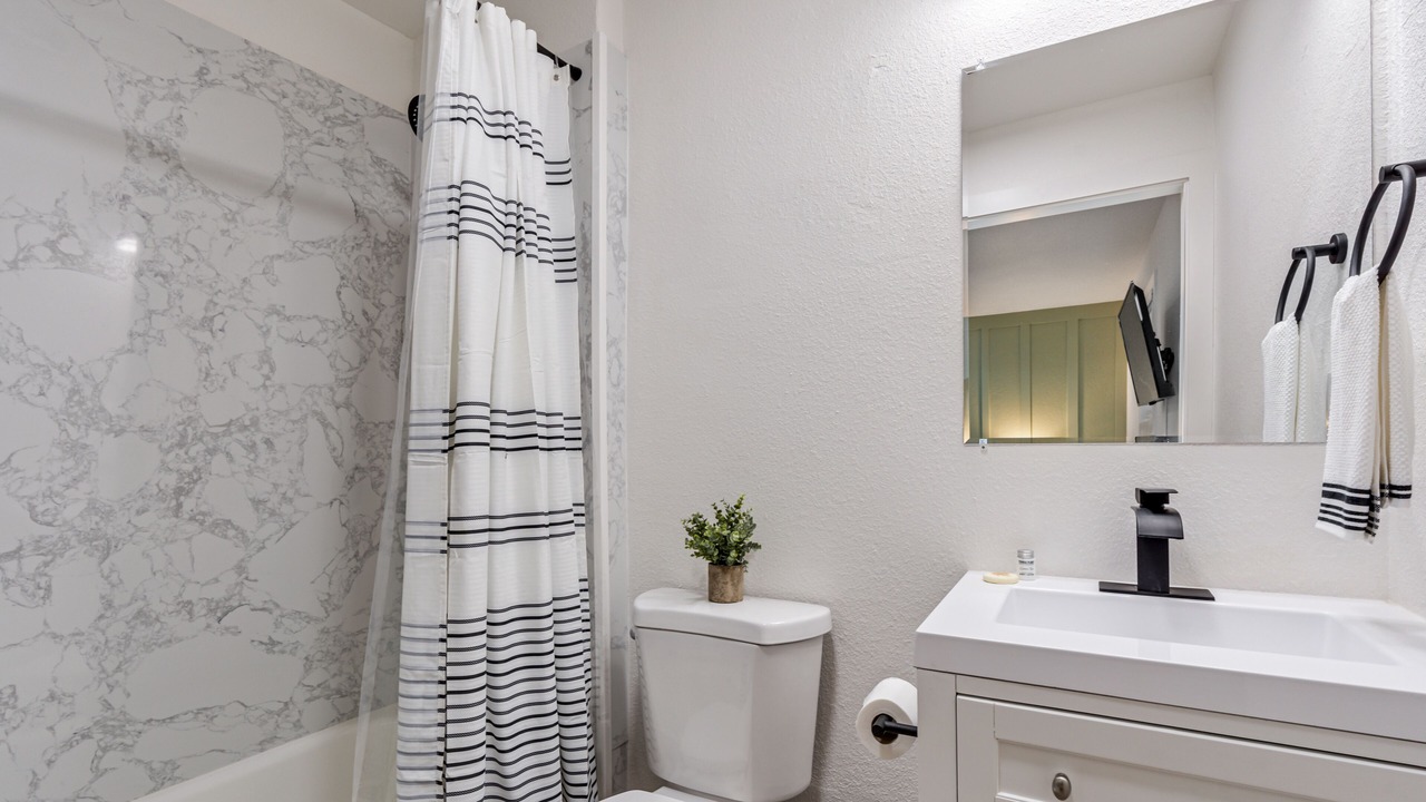 Photo of Bathroom in Mountain View