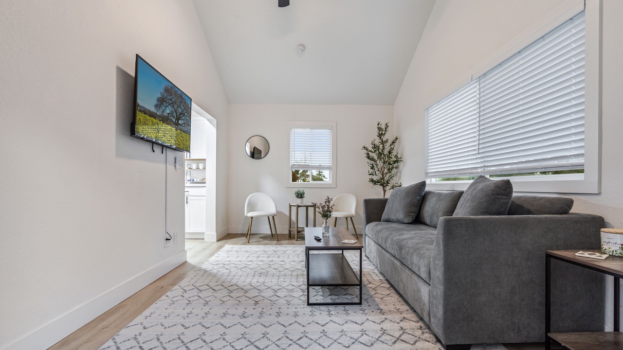 Photo of Livingroom in Mountain View