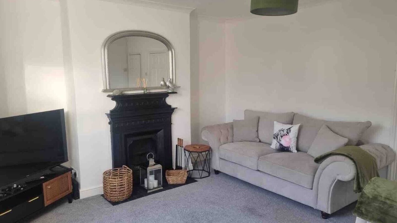 Photo of Livingroom in Leicester