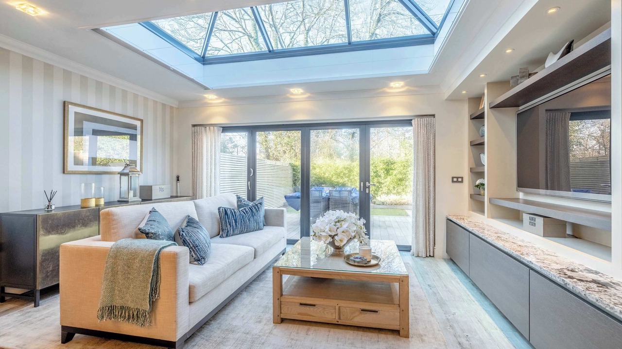 Photo of Livingroom in Runnymede