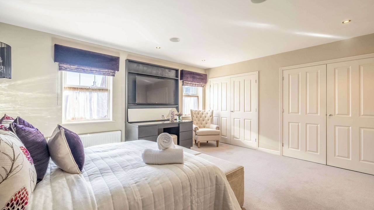 Photo of Bedroom in Runnymede