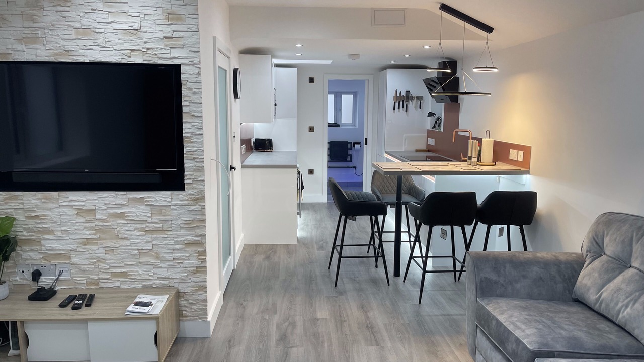 Photo of Others in Hamworthy