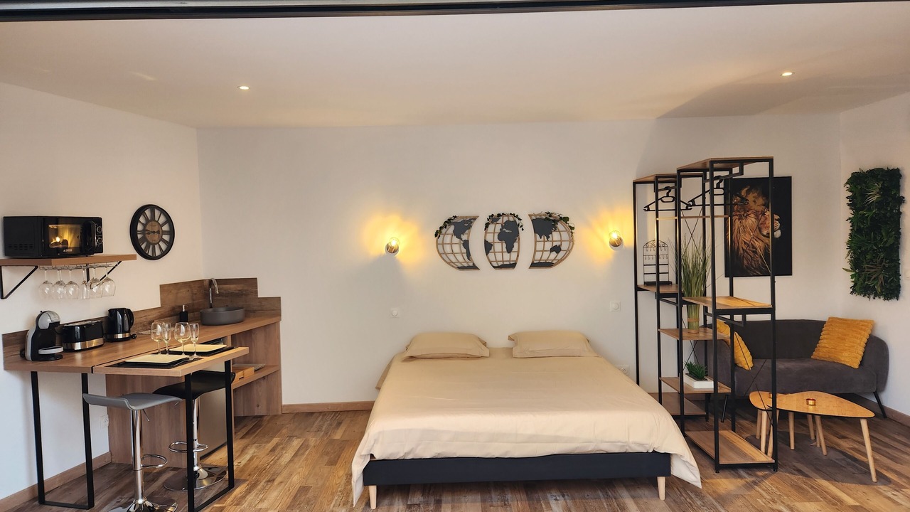 Photo of Bedroom in Andilly