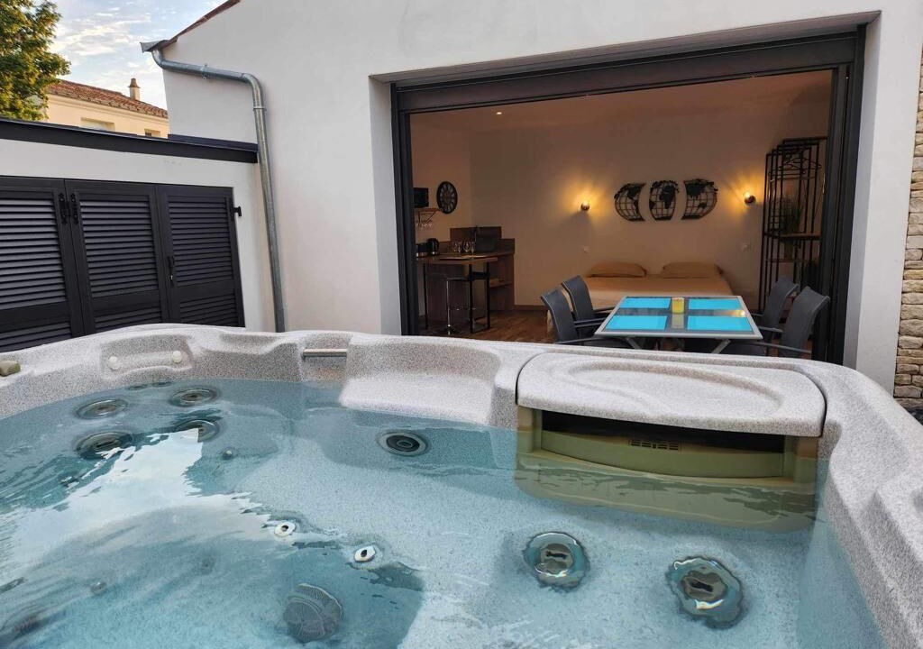 Photo of Outdoor in Andilly