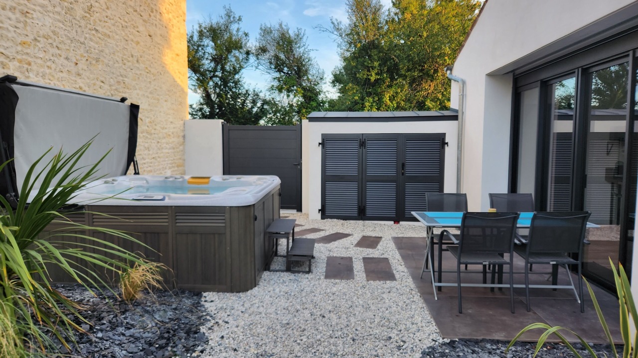 Photo of Outdoor in Andilly