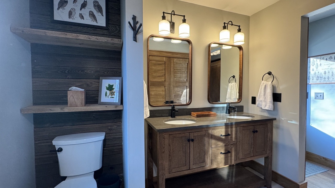 Photo of Bathroom in Carbondale
