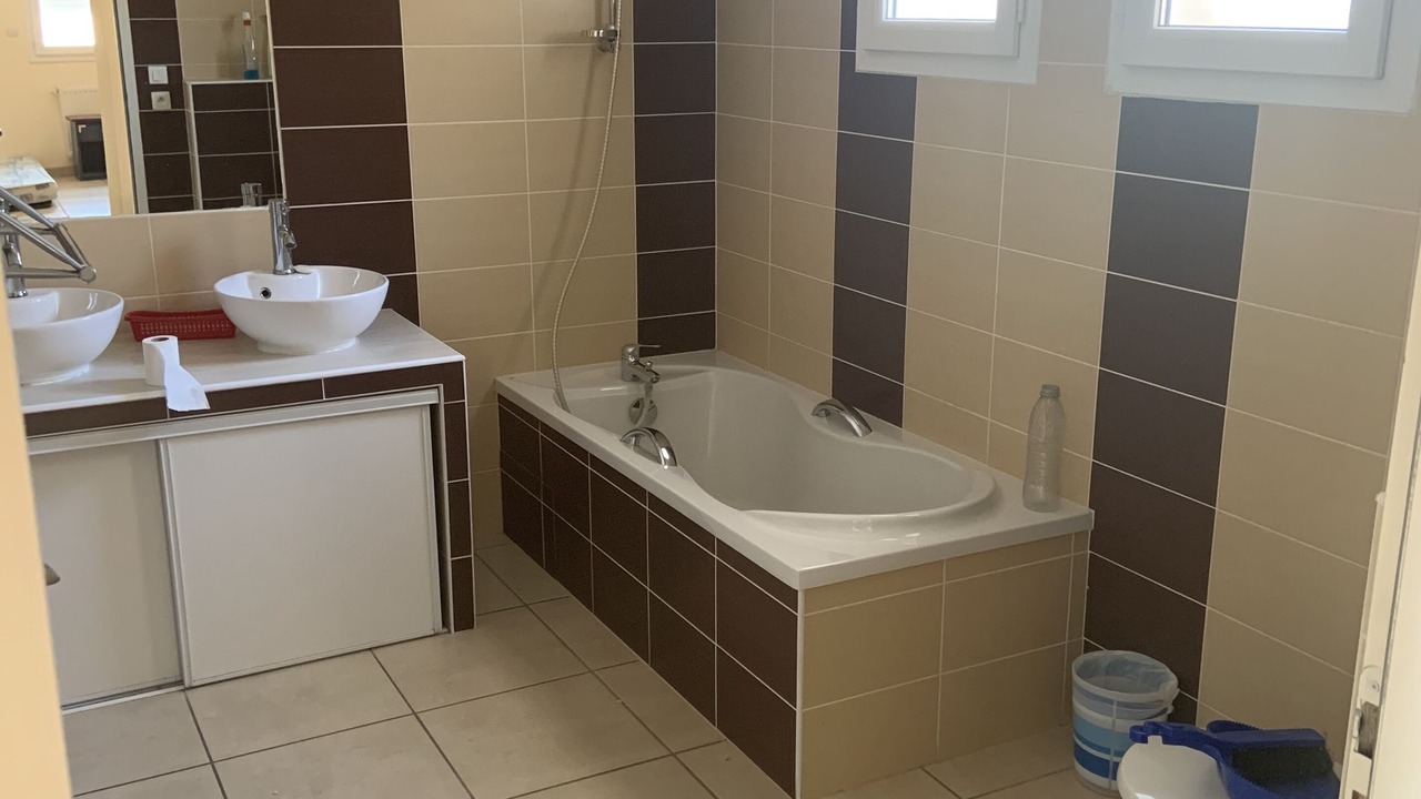 Photo of Bathroom in Roussillon-en-Isere