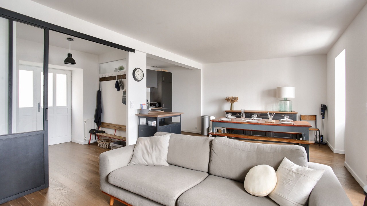 Photo of Livingroom in La Ville-es-Nonais