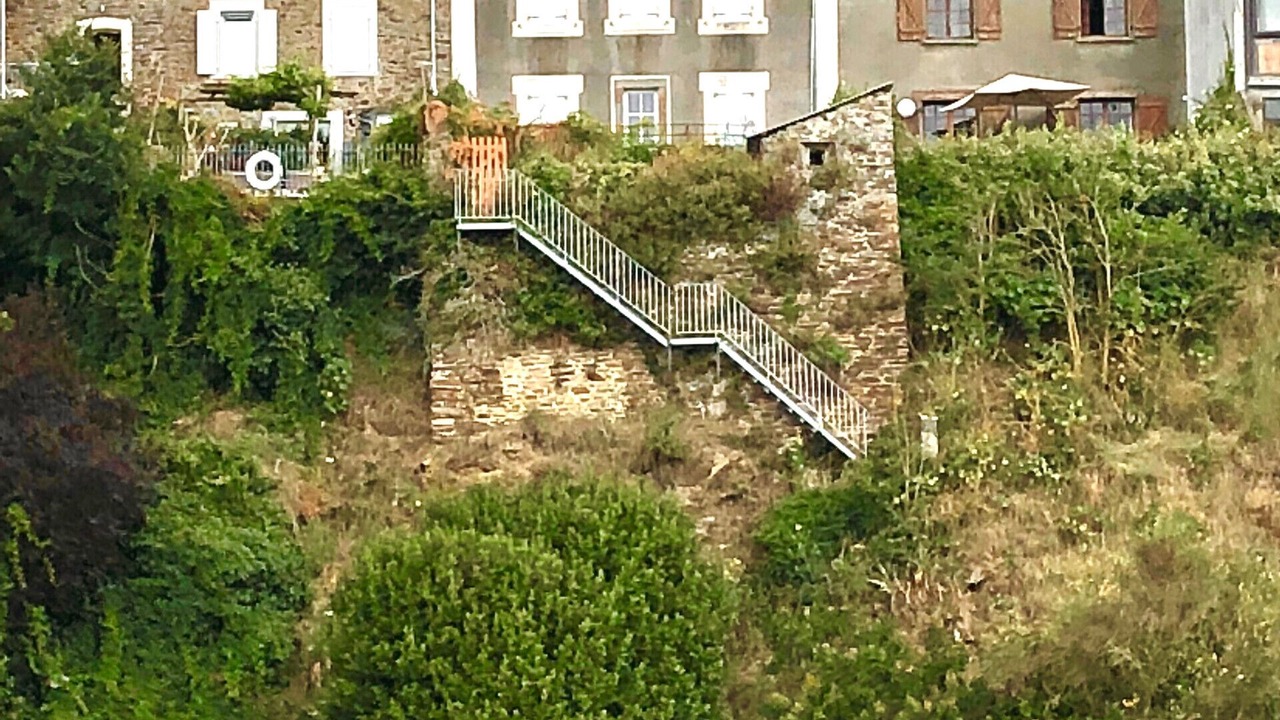 Photo of Outdoor in La Ville-es-Nonais