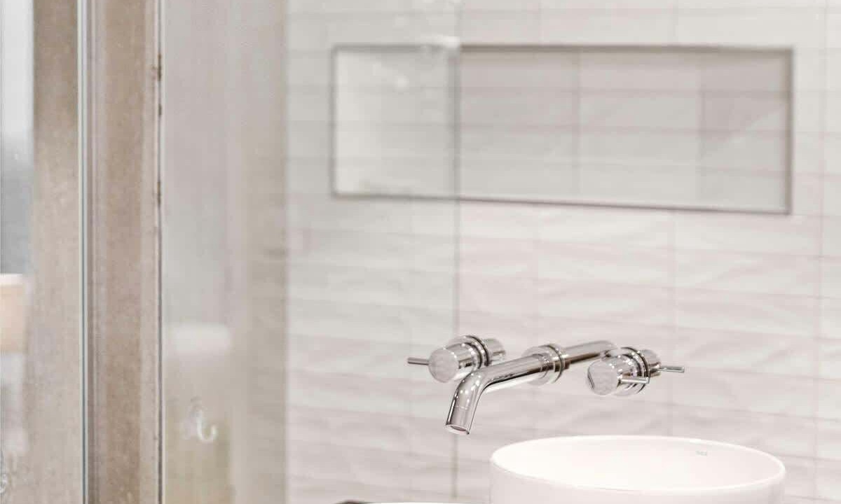 Photo of Bathroom in Wangaratta Forward