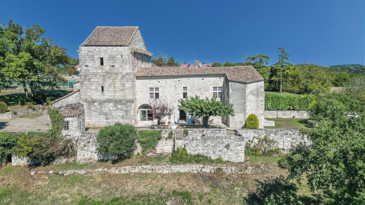 Photo of Outdoor in Saint-Martin-de-Beauville