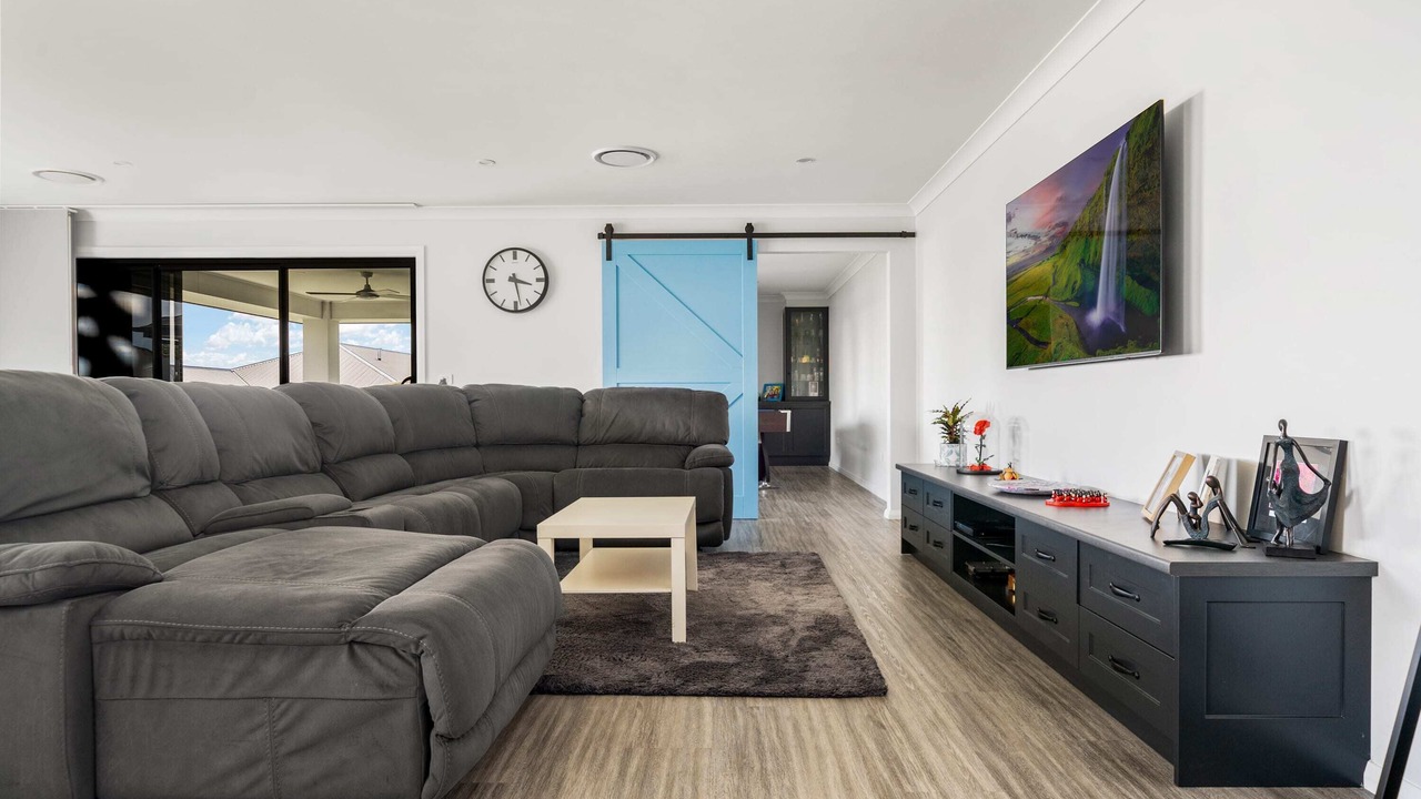 Photo of Livingroom in Kelso