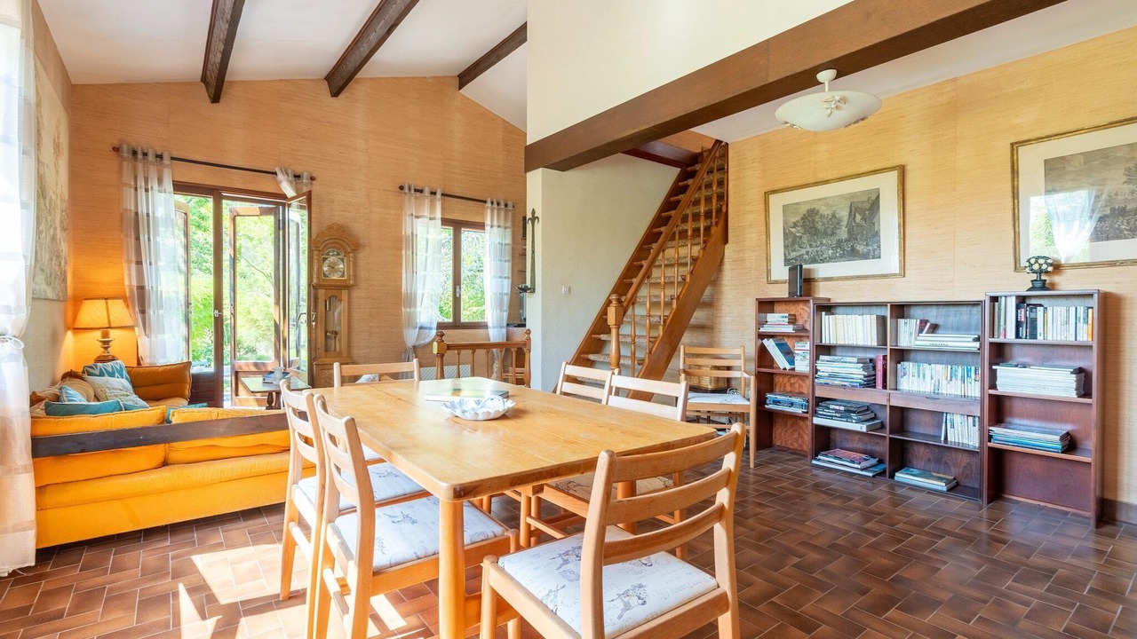 Photo of Livingroom in Cazouls-les-Beziers