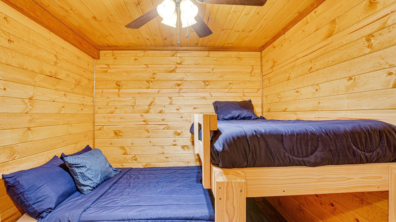 Photo of Bedroom in Quitman