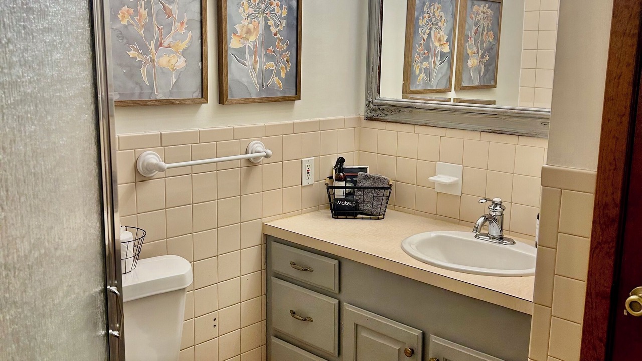 Photo of Bathroom in Uncertain