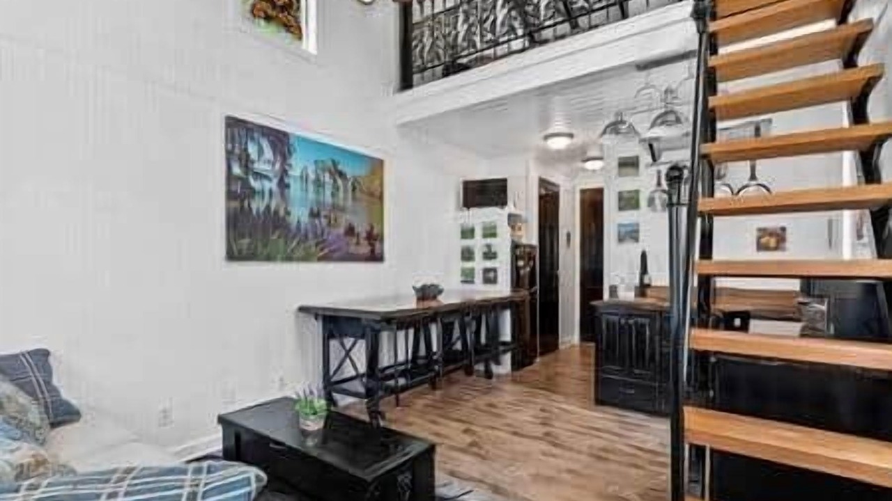 Photo of Livingroom in Atchafalaya