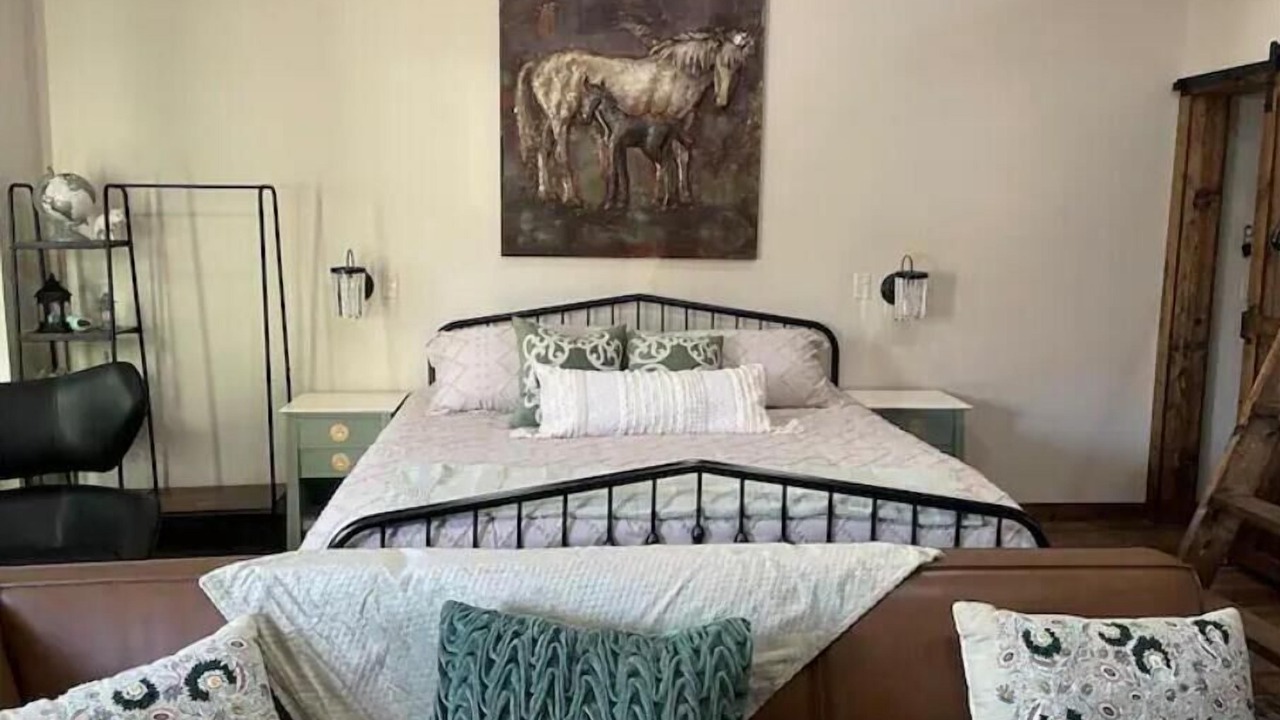 Photo of Bedroom in Russellville