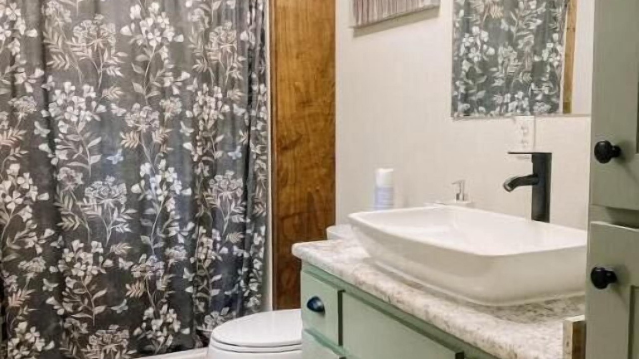 Photo of Bathroom in Russellville