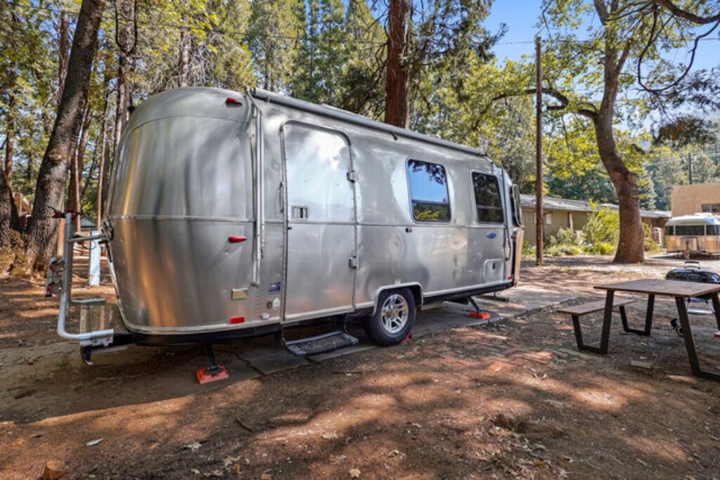 Photo of Others in Dunsmuir