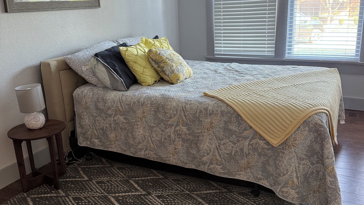 Photo of Bedroom in Russellville