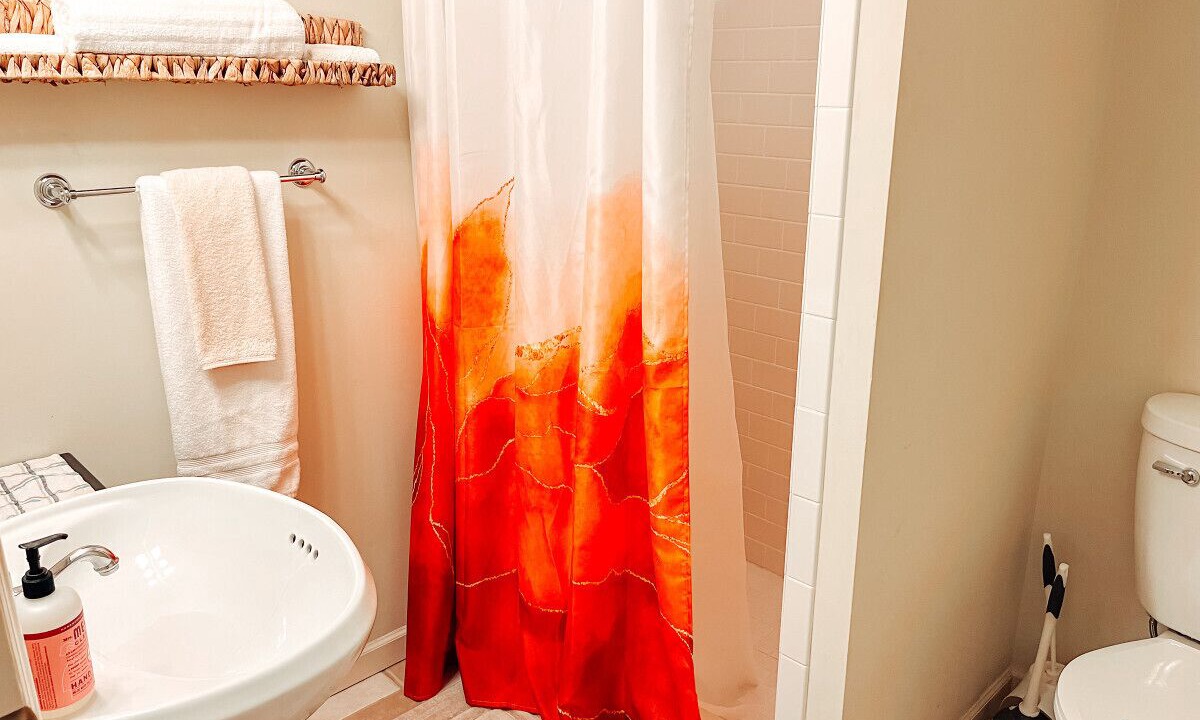 Photo of Bathroom in Old Irving Park