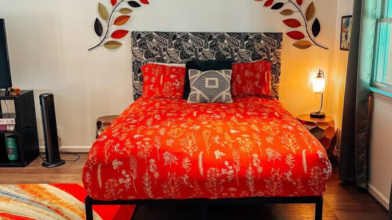 Photo of Bedroom in Old Irving Park