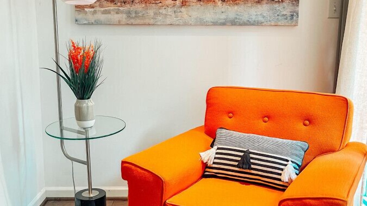 Photo of Livingroom in Old Irving Park